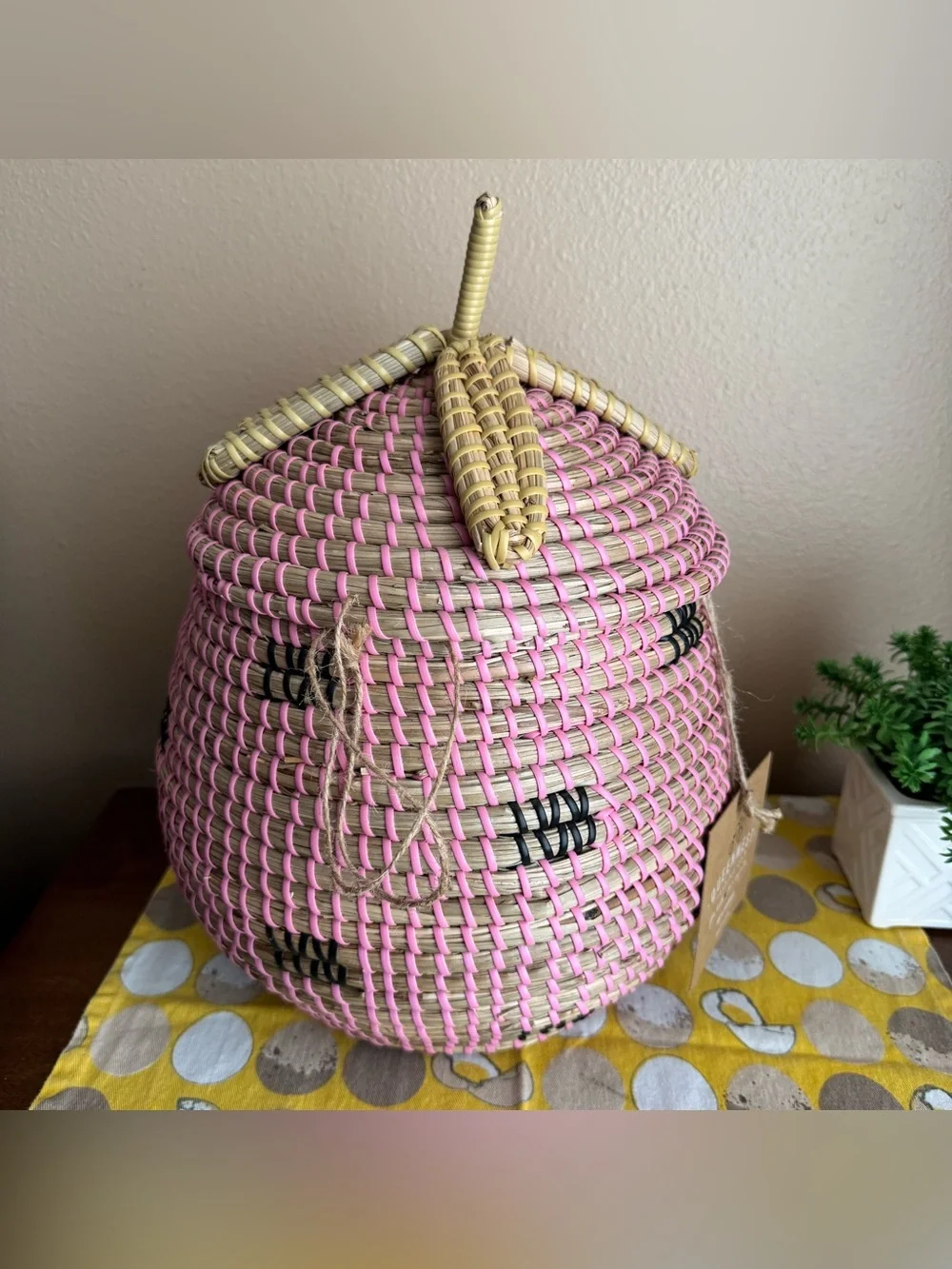 Large wicker coiled strawberry basket with lid